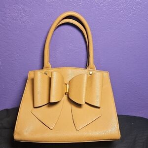 Grossi Chic Tan Bow Women's Satchel